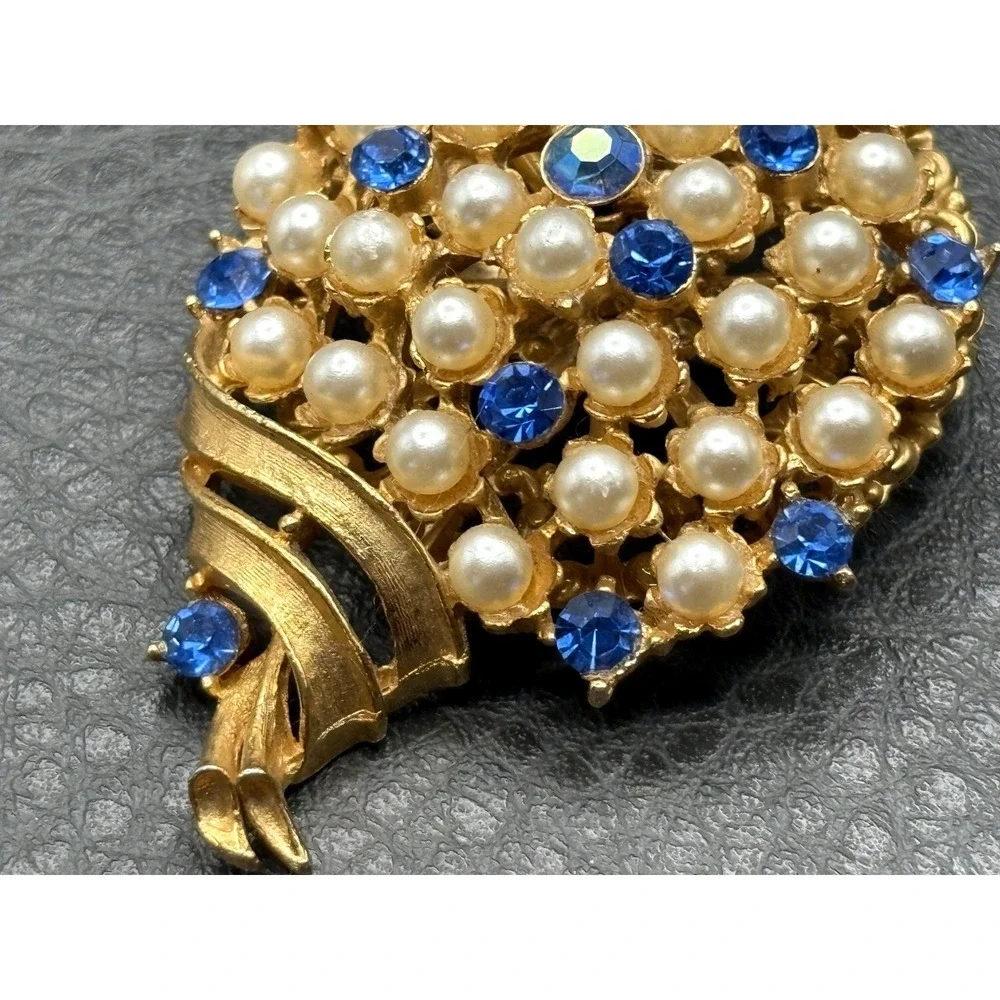Vintage Gold Tone Blue Rhinestone Faux Pearl Brooch Pin Floral Statement